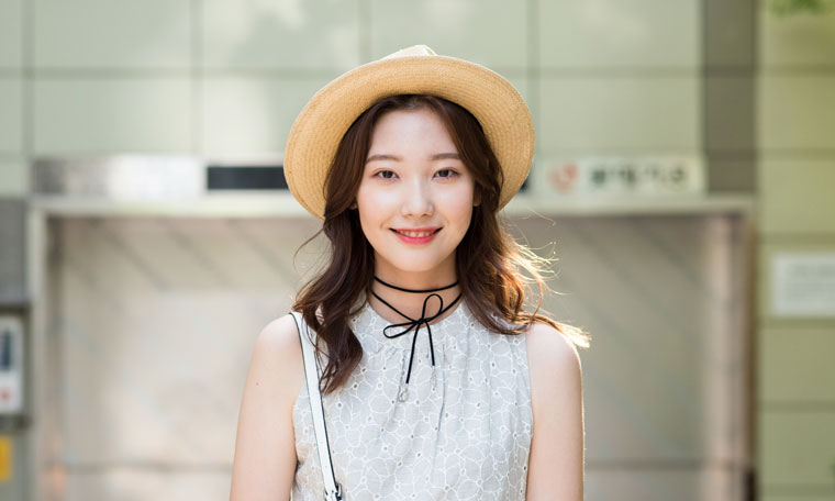 16 year old Korean model An Ye Won uses a brown eyeliner to make her eyes pop