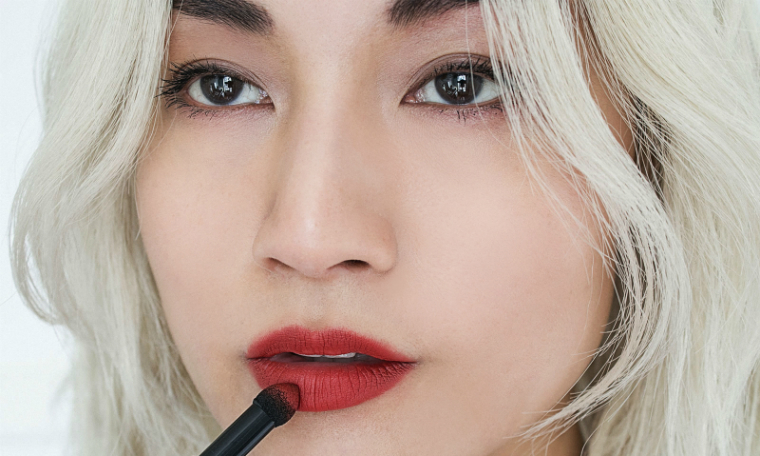 How to do the rough red lip step 2