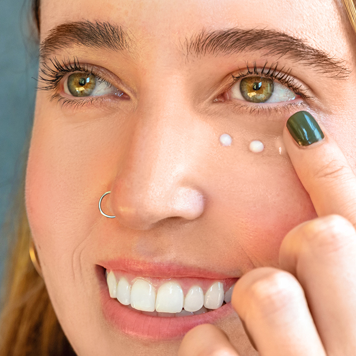 I fare ros Afskedigelse Should you use Retinol eye cream around your eye area?