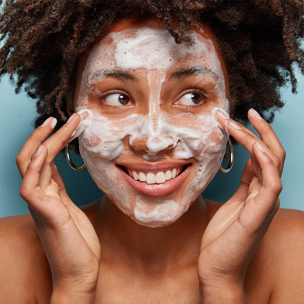 4 Key Signs You’re Not Washing Your Face as Well as You Think